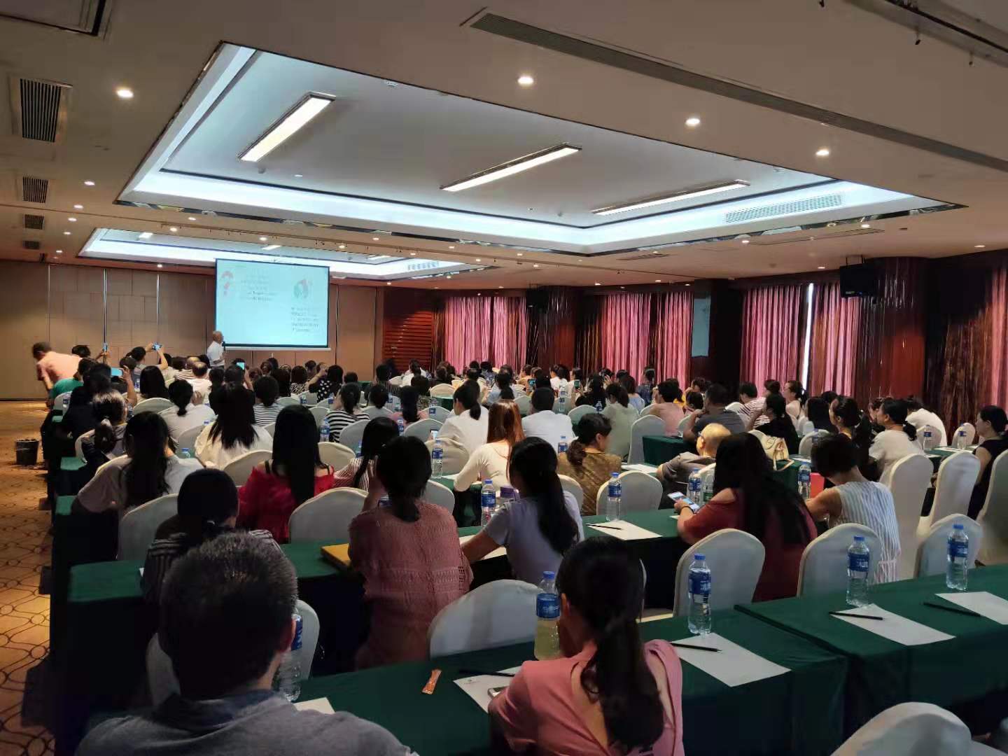 益阳市建筑业协会 组织开展企业财税管理学习培训活动